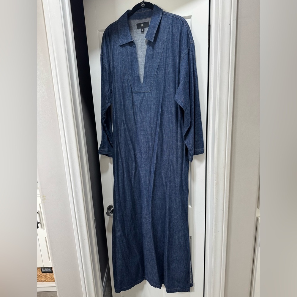 Banana Republic denim shift dress